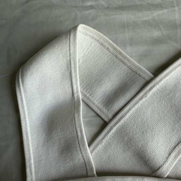 Aritzia | BABATON Sculp Knit Tank - Picture 3 of 10